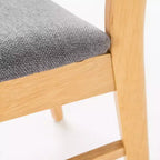Sedie da pranzo Isador in tessuto imbottito con struttura in legno, stile moderno di metà secolo (Set di 2)