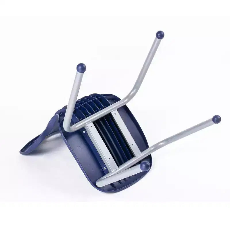 Tavolo e sedie per attività Set tavolo con bordo spruzzato nero 24x48 con gambe regolabili e 4 sedie blu da 12 pollici per aula