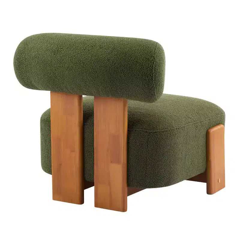 Poltrona moderna in bouclé con schienale arrotolato, struttura in legno massello, seduta imbottita per soggiorno, camera da letto o ufficio