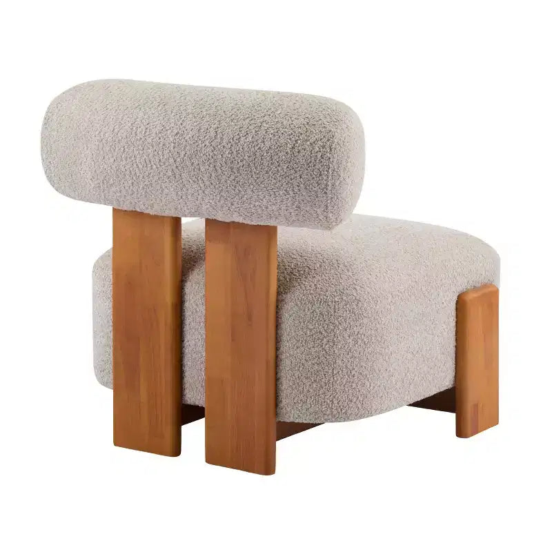 Poltrona moderna in bouclé con schienale arrotolato, struttura in legno massello, seduta imbottita per soggiorno, camera da letto o ufficio