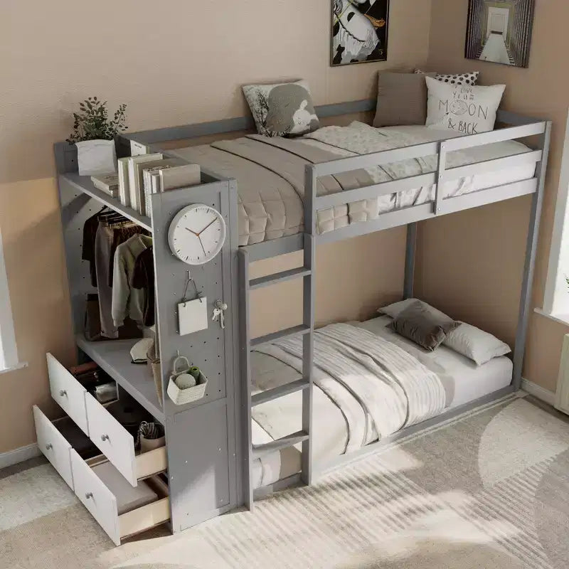 Struttura per letto a castello singolo con 4 cassetti contenitore, barra appendiabiti, mensole integrate e doppia lavagna forata