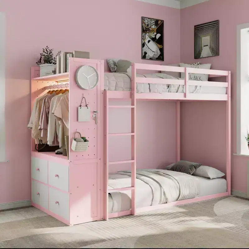 Struttura per letto a castello singolo con 4 cassetti contenitore, barra appendiabiti, mensole integrate e doppia lavagna forata
