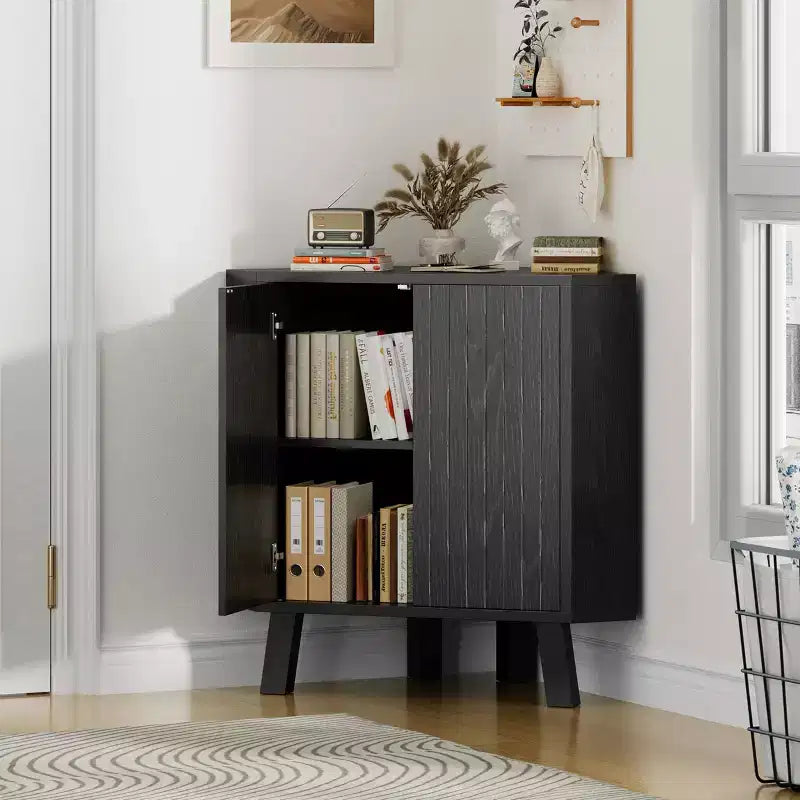 Mobile angolare da fattoria con ripiano regolabile, tavolino angolare industriale a 3 ripiani in legno con ante, tavolino triangolare (80 x 40 x 78 cm)