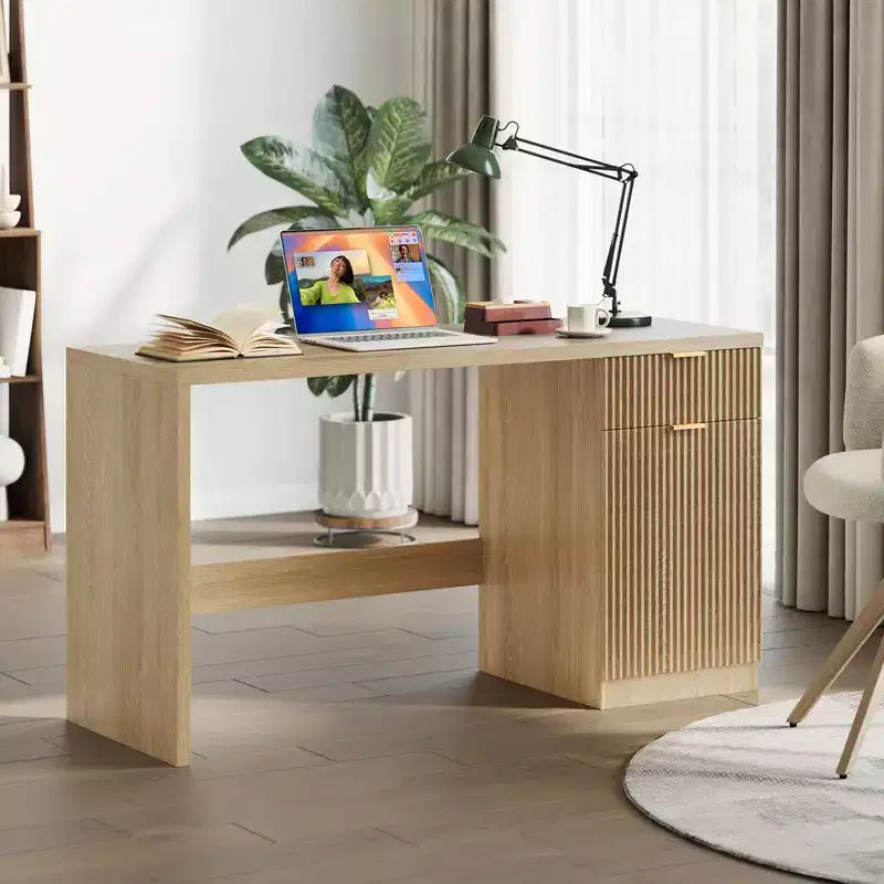 Scrivania direzionale scanalata da 60 pollici con mobiletto contenitore - Moderna scrivania da ufficio in legno con cassetti per studio o ufficio a casa - Rovere naturale