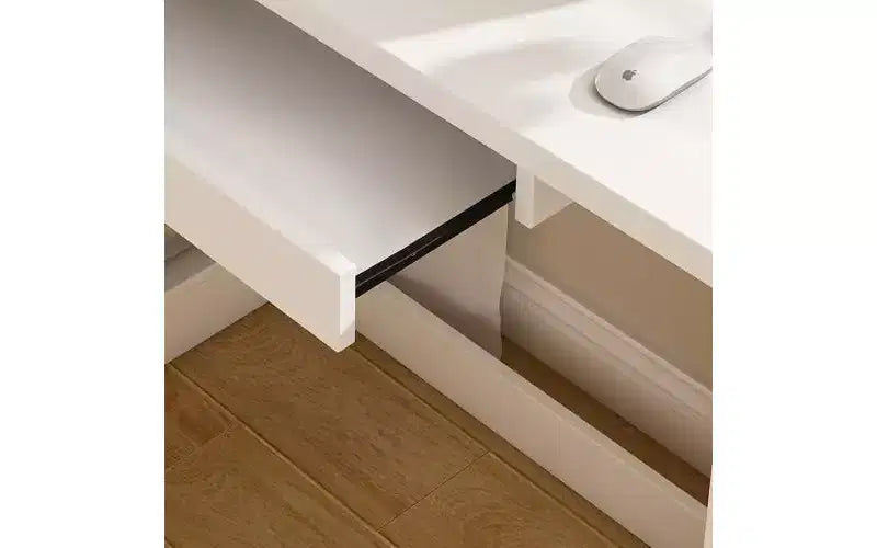 Bureau d'ordinateur JVNOXK avec armoire vitrée et éclairage LED intégré, bureau d'angle en L, avec ports de charge USB et plateau de clavier, blanc