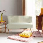 Causeuse en velours Nicolas | Canapé 2 places contemporain pour salon et chambre à coucher avec dossier capitonné | Karat Home