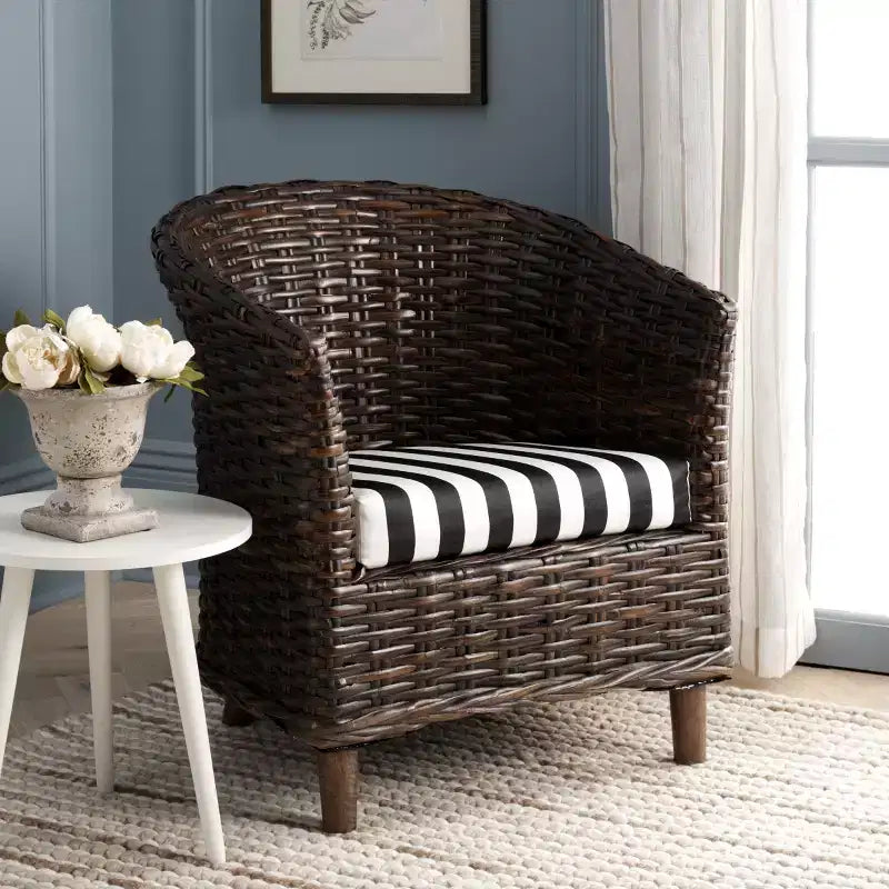 Omni Barrel Chair - FOX6501 - Safavieh